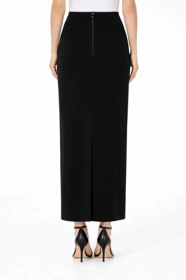 Tesettür Büyük Beden Kapalı Yırtmaç Astarlı Portoriko Kumaş Düz Anne Eteği