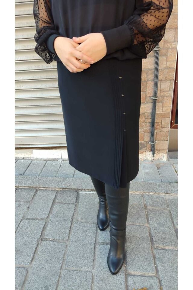 Kısa Nevrürlü Taş Detaylı Astarlı Portoriko Kumaş Etek